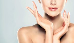 Le lifting du visage à Lyon - Chirurgie esthétique | Dr Corniglion